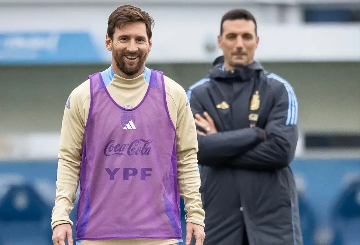 对外宣布, 轮小组赛过, alt 对外宣布, 轮小组赛过, alt