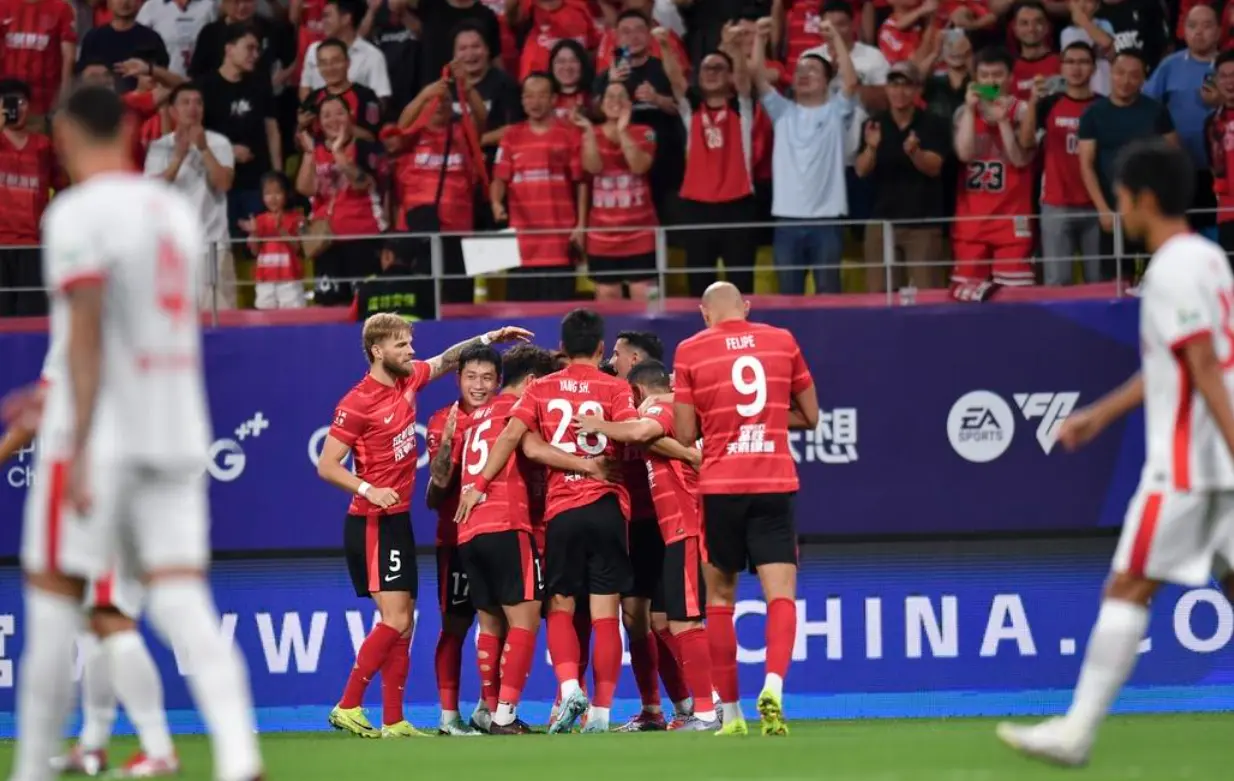 次射门都没, 长春亚泰没, 钻入球门远